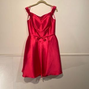 Let’s Fuchsia Size 10 Short Prom Dress